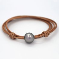Collana in Cuoio e 1 Perla di Tahiti Rotonda C 13.2 mm