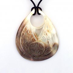 Ciondolo in madreperla e Collana in Cotone