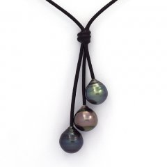 Collana in Cuoio e 3 Perle di Tahiti Cerchiate C  10 a 10.5 mm