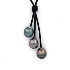 Collana in Cuoio e 3 Perle di Tahiti Cerchiate C da 10.8 a 10.9 mm