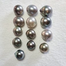 Lote de 13 Perlas de Tahiti Semi-Barrocas B, BC, C de 10.8 à 12.6 mm