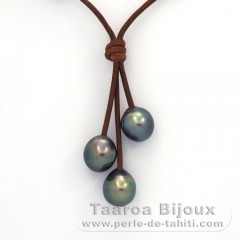 Collana in Cuoio e 3 Perle di Tahiti Semi-Barocche C  9.7 a 9.8 mm